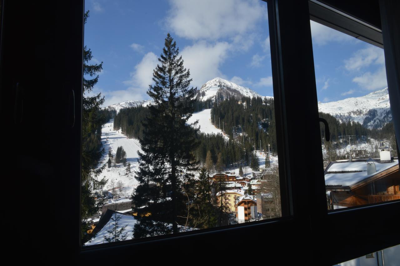 Chalet Dei Pini Aparthotel Madonna Exteriör bild