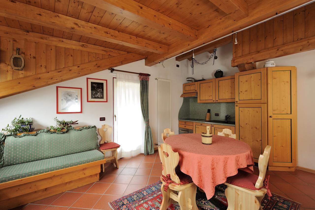 Chalet Dei Pini Aparthotel Madonna Exteriör bild